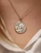 Médaille Vierge à l’Enfant en Argent Personnalisable