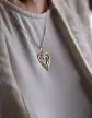 Pendentif Double Cœur Ajouré Lapidé Soleillé en Or