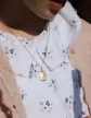 Médaille de la vierge priant ovale contourée