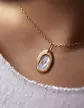 Médaille ovale Vierge Marie bicolore