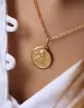 Médaille de baptême Ange Raphaël Décor contourée