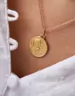 Médaille Vierge à l’Enfant Jésus Ronde en Or Personnalisable