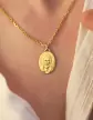 Médaille Ovale Christ à l’Auréole en Or Personnalisable