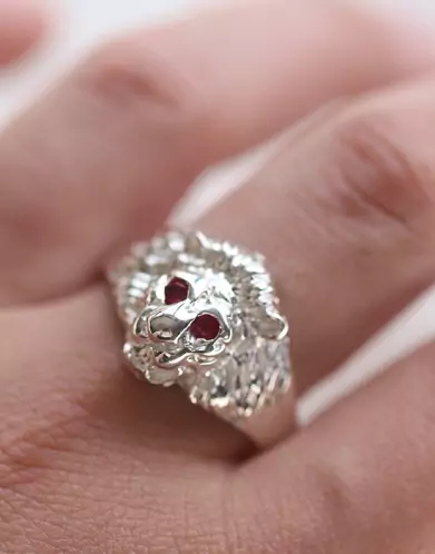Bague Tête de lion & Rubis Argent Massif