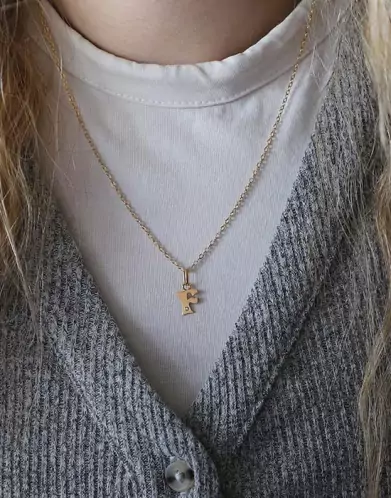 Collier Lettre en Or avec Diamant