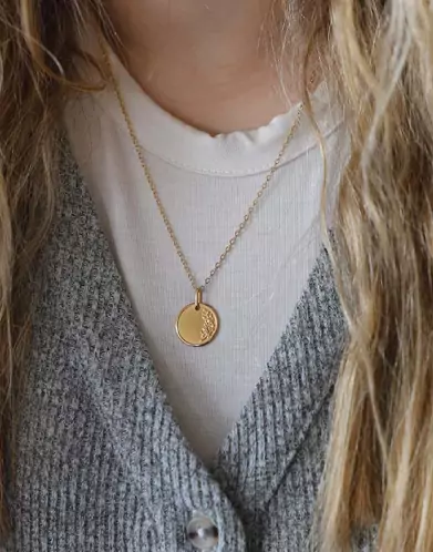 Médaille Ronde fleurie en or personnalisable