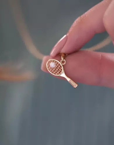 Pendentif Raquette de Tennis en Or et Perle