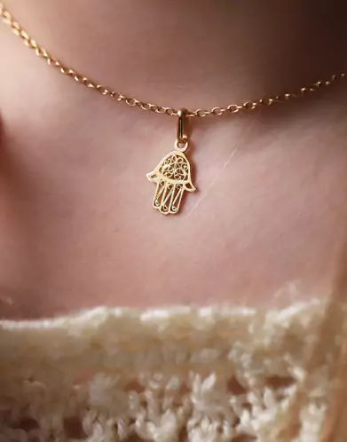 Pendentif Main de Fatma Ajouré en Or