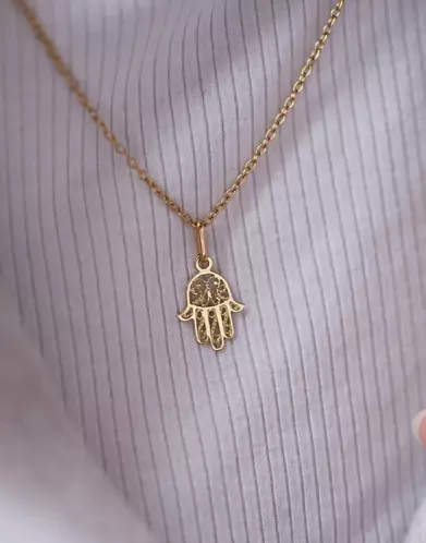 Pendentif Main de Fatma Ajourée Filigrane en Or Petit Modèle
