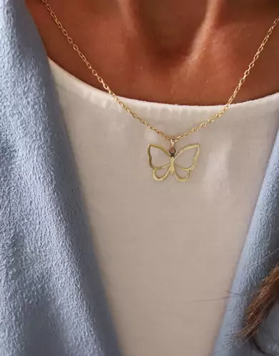 Pendentif Papillon Ajouré en Or – Modèle Taille Intermédiaire