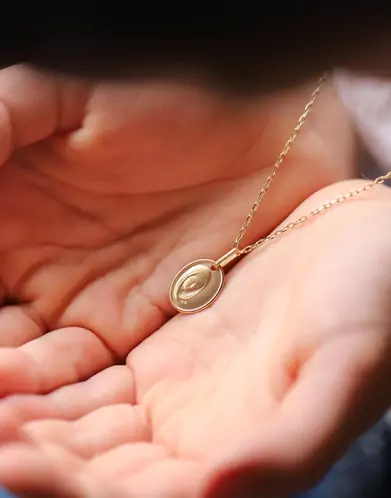Médaille de baptême Vierge ovale Petit Modèle