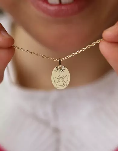 Médaille Ange penseur ovale soleil