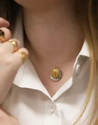 Médaille Nacre & Vierge