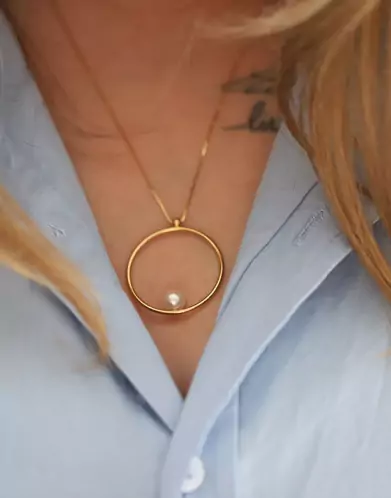Collier grand Romy en Or 18K et perle de culture blanche
