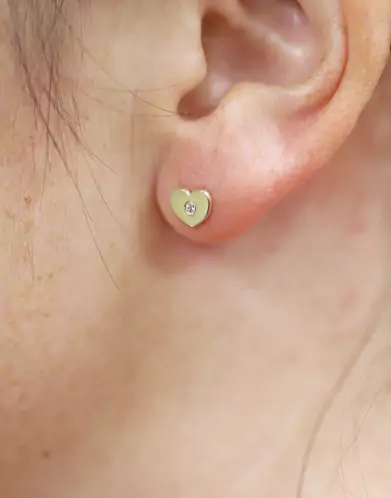 Boucles d'oreilles Puces Coeurs en Or avec Diamants Adam & Eve